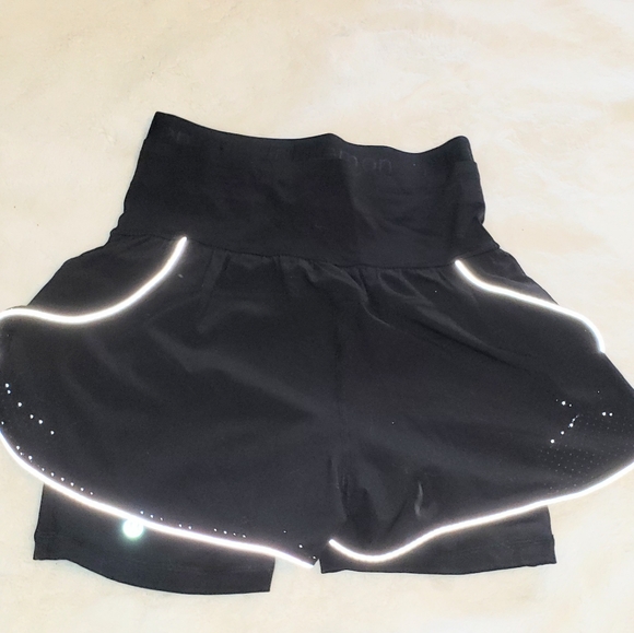 Lululemon Fast & Free Shorts 6 - Picture 5 of 12